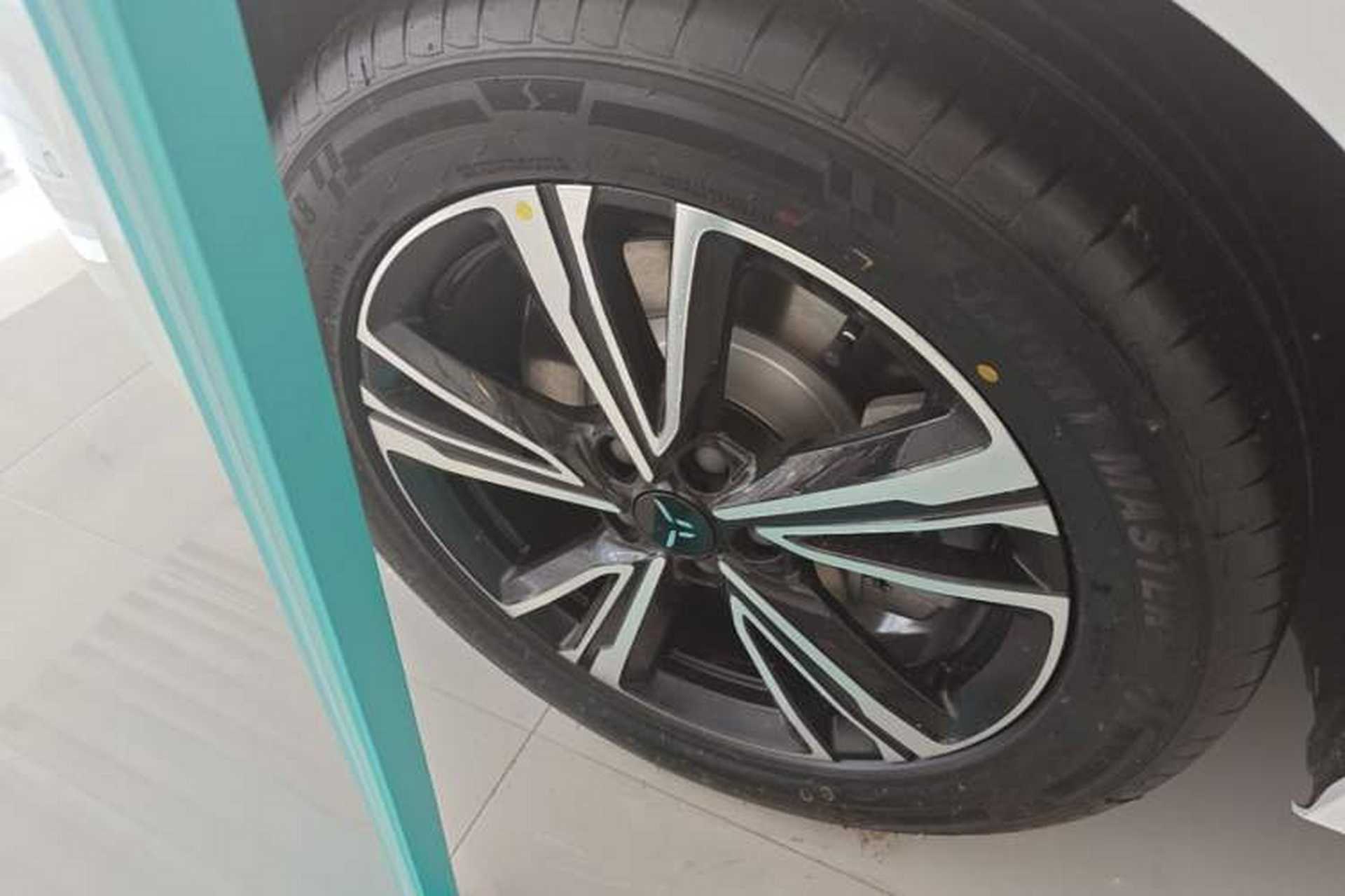 Used Hongqi EH7 2025 600 Smart Selection Edition Exterior 4