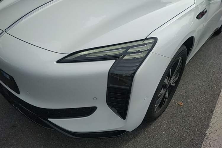 Used Hongqi EH7 2025 600 Smart Selection Edition Left Front Headlight