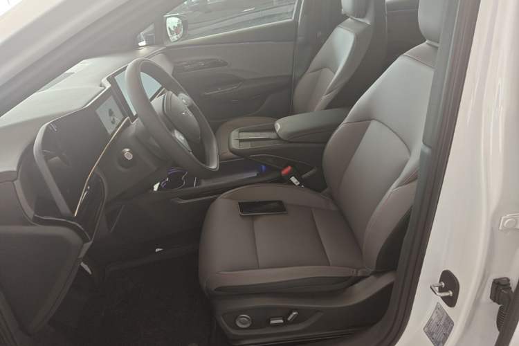 Used Hongqi EH7 2025 600 Smart Selection Edition Left Front Seat