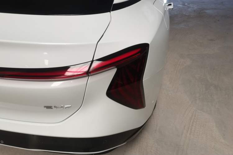 Used Hongqi EH7 2025 600 Smart Selection Edition Right Rear Taillight