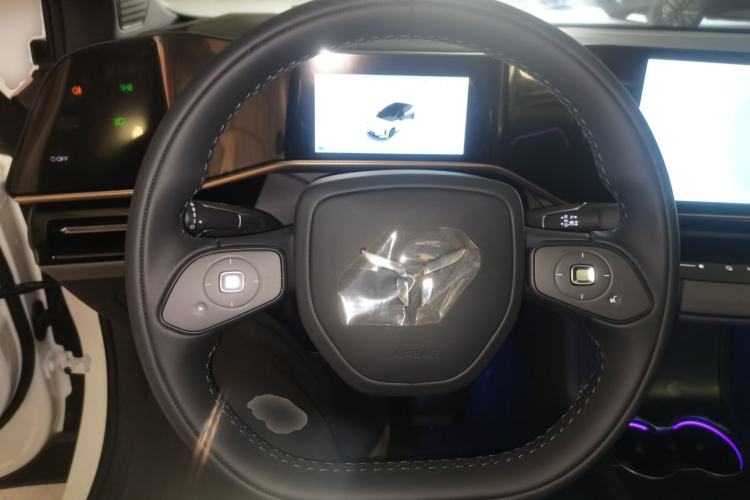 Used Hongqi EH7 2025 600 Smart Selection Edition Steering Wheel