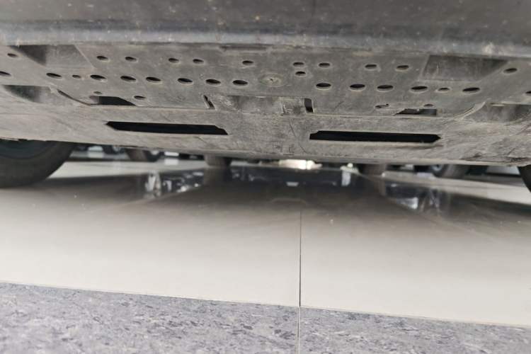 Used Hongqi Guoya 2024 3.0T V6 Version Chassis Front