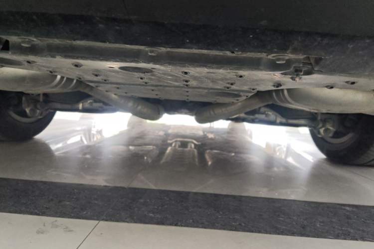 Used Hongqi Guoya 2024 3.0T V6 Version Chassis Rear