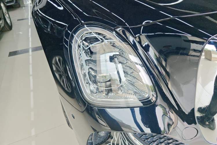 Used Hongqi Guoya 2024 3.0T V6 Version Right Front Headlight