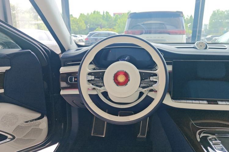 Used Hongqi Guoya 2024 3.0T V6 Version Steering Wheel