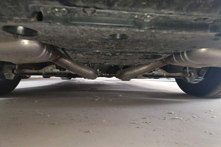 Used Hongqi Guoya 2024 3.0T V6 Version Chassis Rear