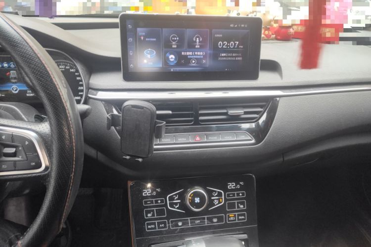 Used Hongqi H5 2018 30TD Smart Connect Dynamic Edition Audio And AC Panel