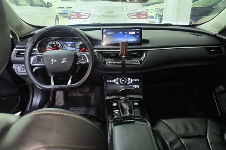 Used Hongqi H5 2018 30TD Dynamic Edition Center Console