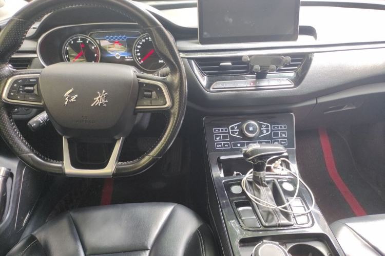 Used Hongqi H5 2018 30TD Smart Connect Dynamic Edition Center Console