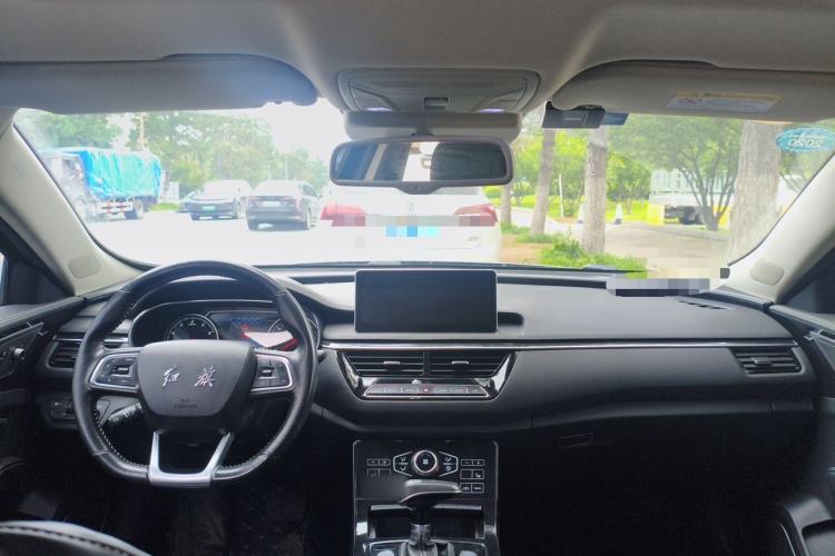 Used Hongqi H5 2018 30TD Smart Connect Dynamic Edition Center Console