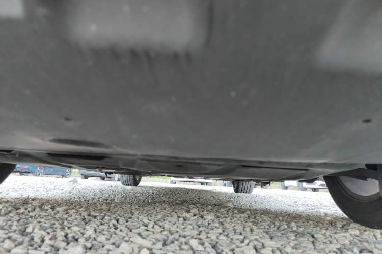 Used Hongqi H5 2018 30TD Dynamic Edition Chassis Front