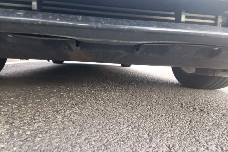 Used Hongqi H5 2018 30TD Dynamic Edition Chassis Front