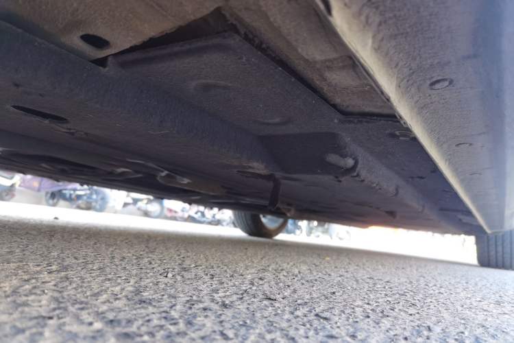 Used Hongqi H5 2018 30TD Smart Connect Dynamic Edition Chassis Front Left