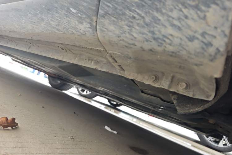 Used Hongqi H5 2018 30TD Smart Connect Dynamic Edition Chassis Front Right