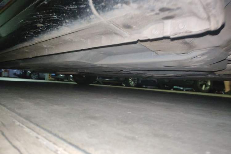 Used Hongqi H5 2018 30TD Dynamic Edition Chassis Front Right