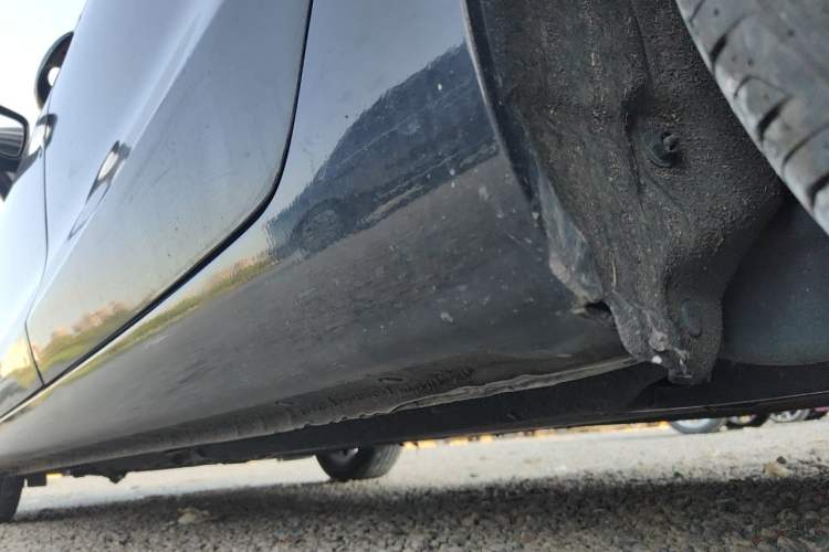 Used Hongqi H5 2018 30TD Dynamic Edition Chassis Rear Left