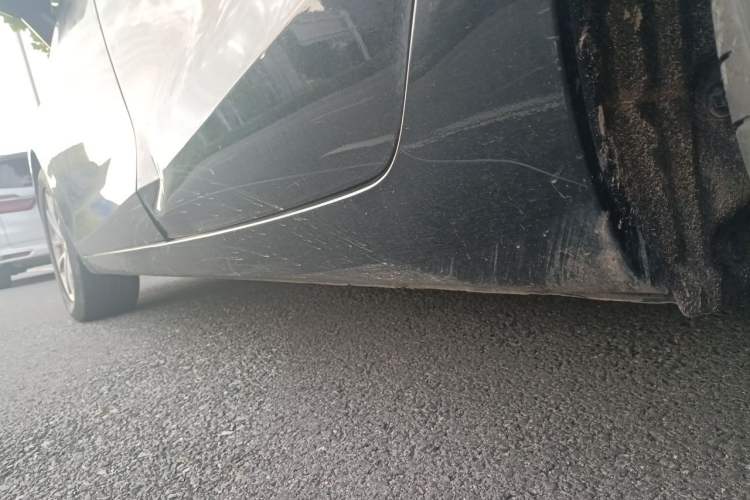 Used Hongqi H5 2018 30TD Dynamic Edition Chassis Rear Left