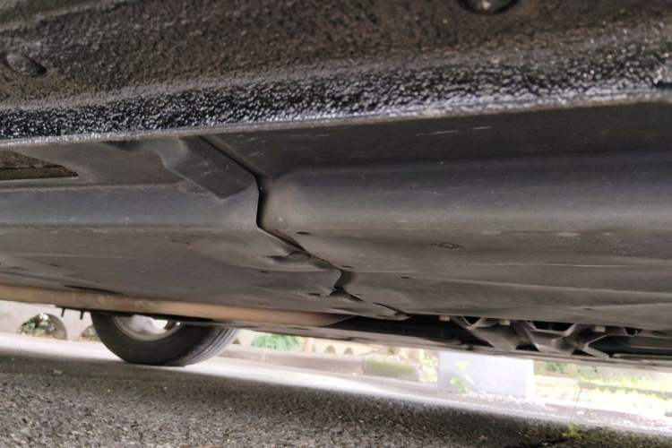 Used Hongqi H5 2018 30TD Dynamic Edition Chassis Rear Right
