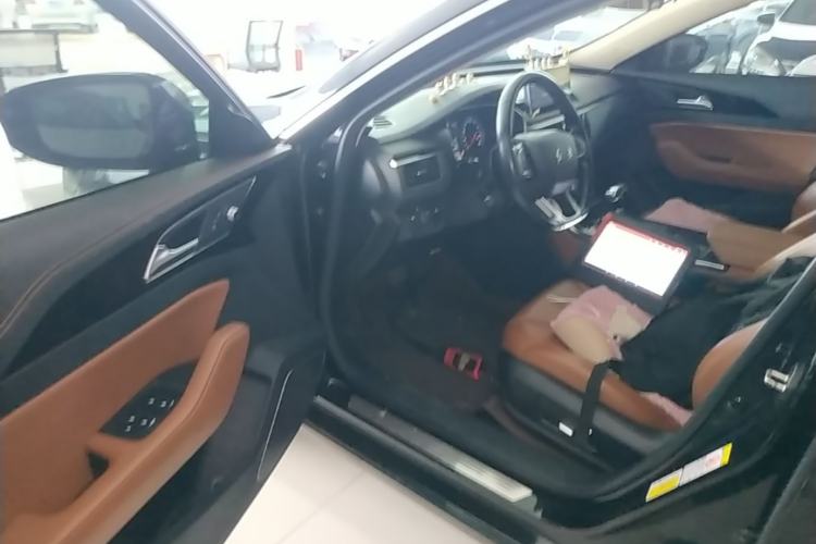Used Hongqi H5 2018 30TD Smart Connect Dynamic Edition Driver Seat