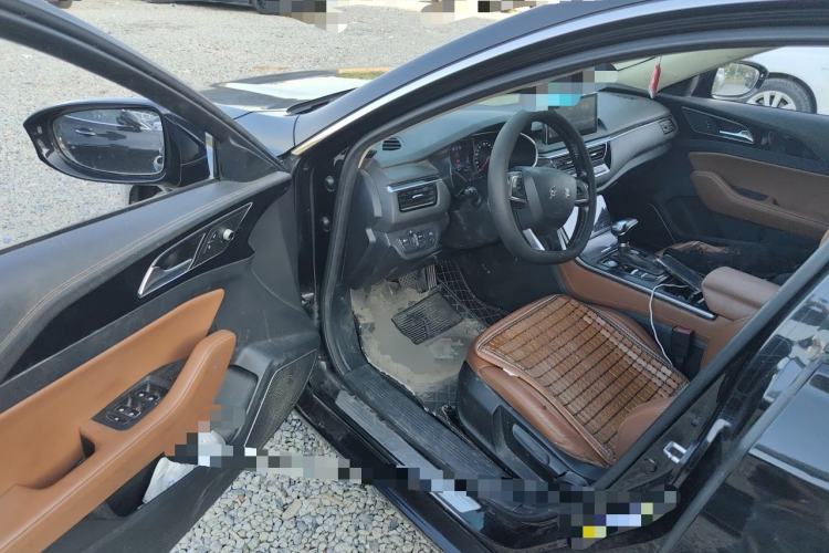 Used Hongqi H5 2018 30TD Dynamic Edition Driver Seat
