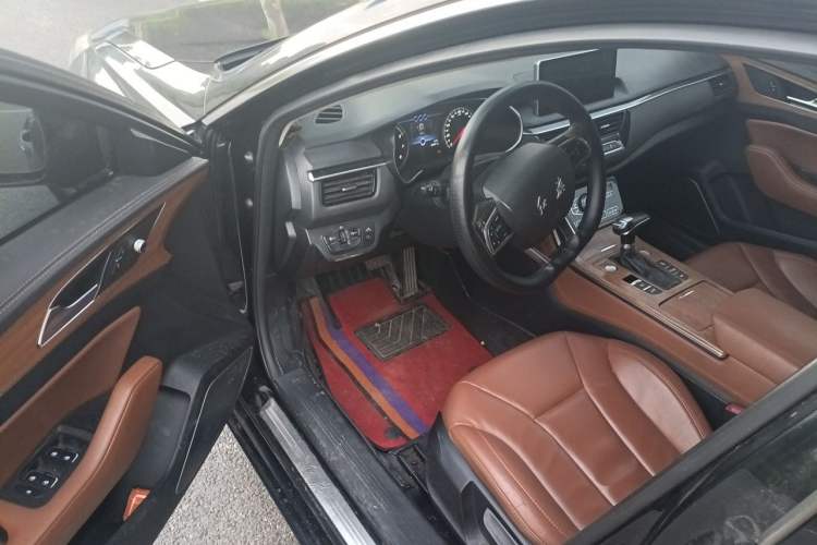 Used Hongqi H5 2018 30TD Dynamic Edition Driver Seat