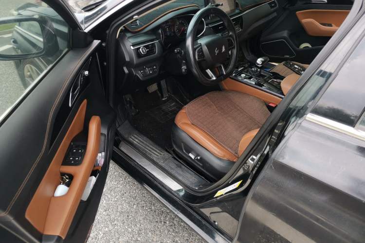 Used Hongqi H5 2018 30TD Smart Connect Dynamic Edition Driver Seat