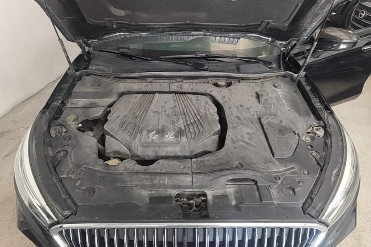 Used Hongqi H5 2018 30TD Dynamic Edition Engine Bay