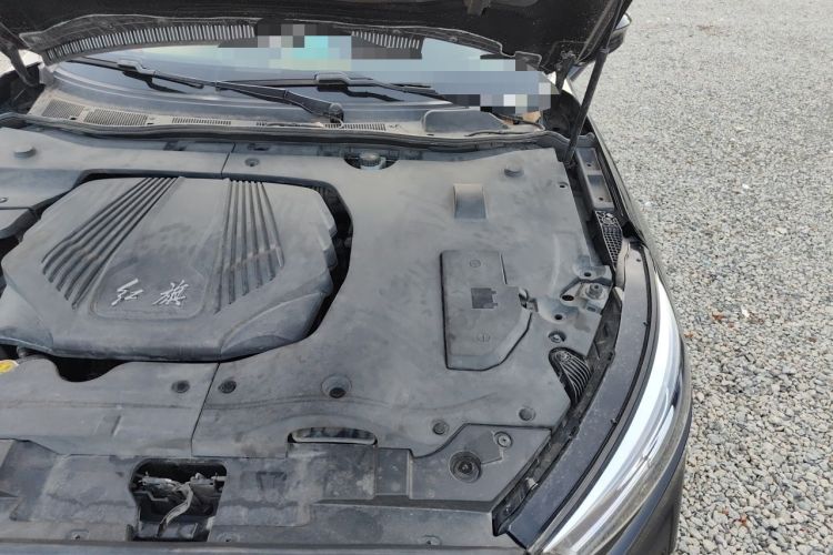 Used Hongqi H5 2018 30TD Dynamic Edition Engine Bay Left
