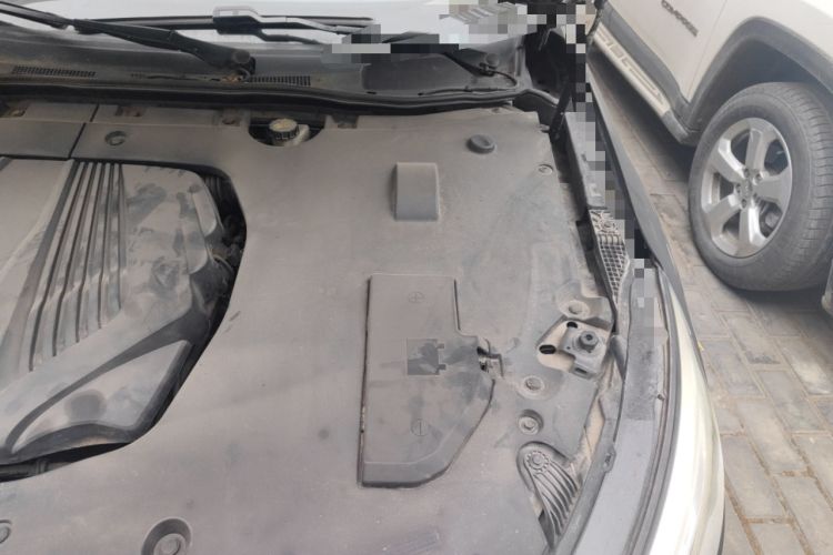 Used Hongqi H5 2018 30TD Smart Connect Dynamic Edition Engine Bay Left