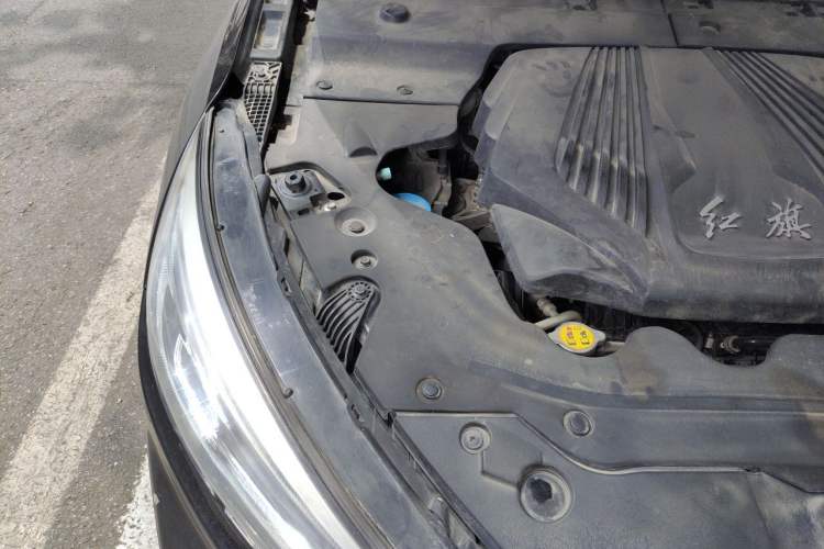 Used Hongqi H5 2018 30TD Smart Connect Dynamic Edition Engine Bay Right