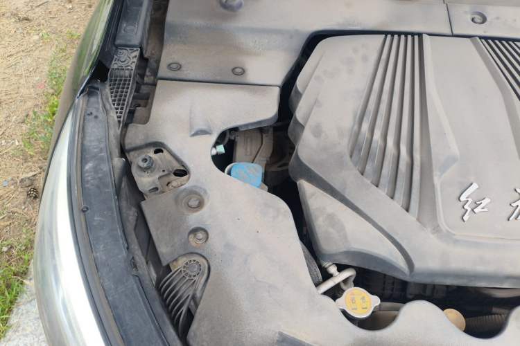 Used Hongqi H5 2018 30TD Smart Connect Dynamic Edition Engine Bay Right