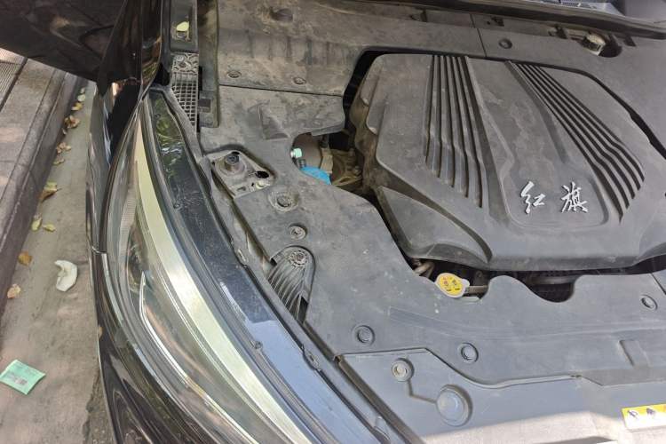 Used Hongqi H5 2018 30TD Smart Connect Dynamic Edition Engine Bay Right