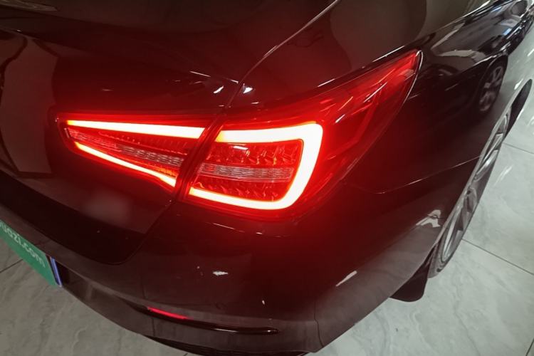 Used Hongqi H5 2018 30TD Smart Connect Dynamic Edition Exterior 3