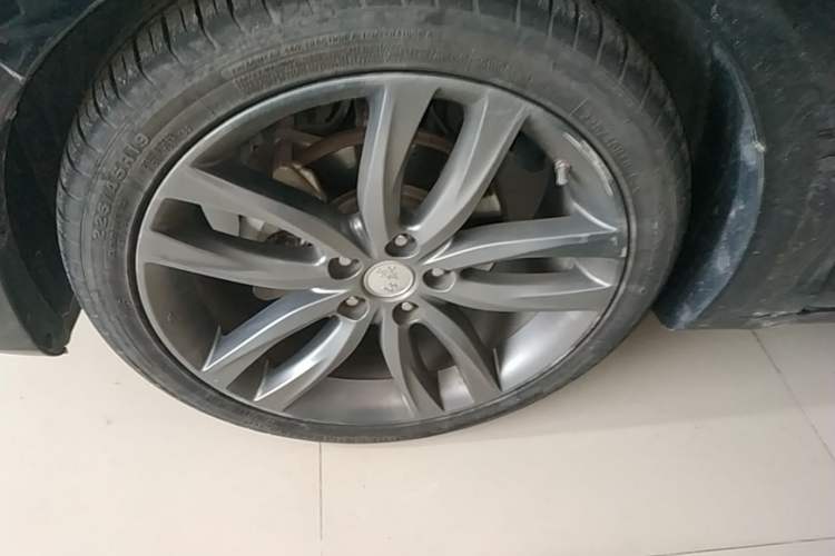 Used Hongqi H5 2018 30TD Smart Connect Dynamic Edition Exterior 4