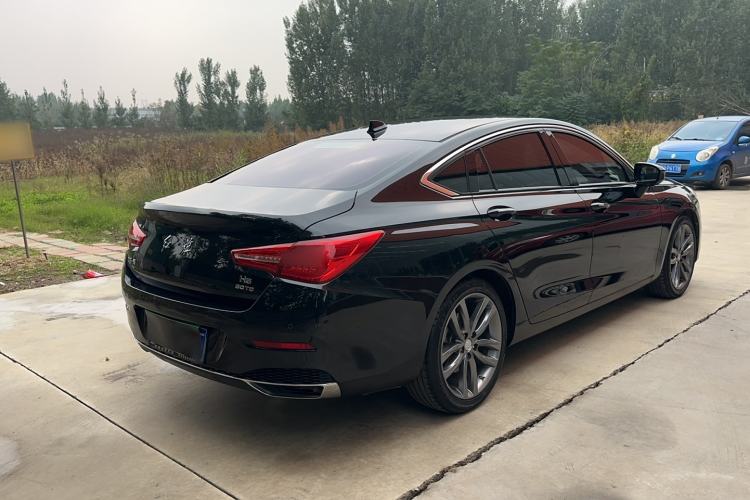 Used Hongqi H5 2018 30TD Smart Connect Dynamic Edition Exterior 4