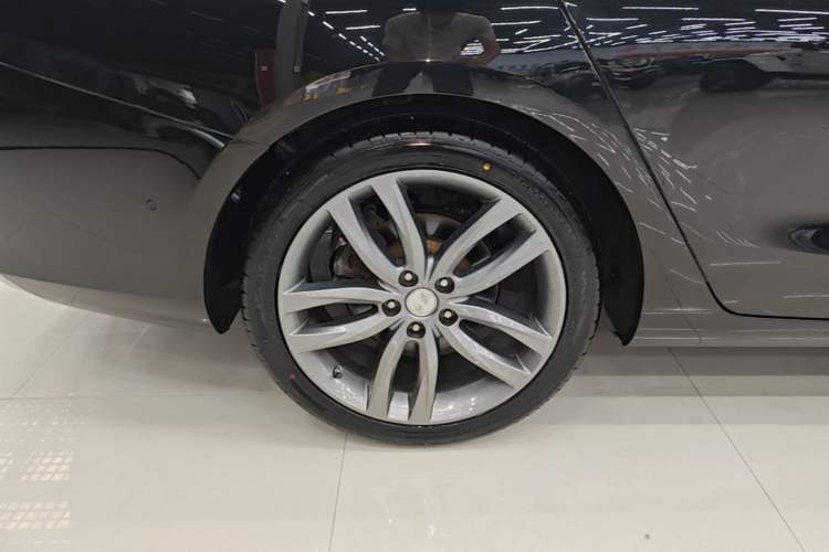 Used Hongqi H5 2018 30TD Smart Connect Dynamic Edition Exterior 5