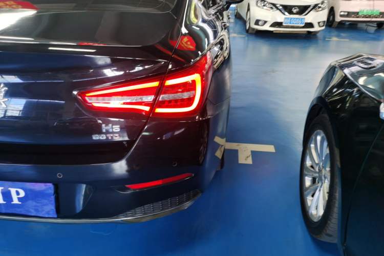 Used Hongqi H5 2018 30TD Smart Connect Enjoy Edition Exterior 7