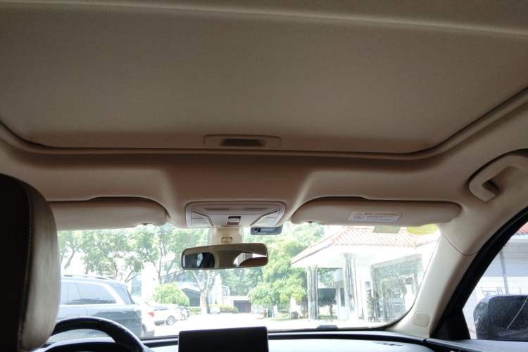 Used Hongqi H5 2018 30TD Dynamic Edition Headliner