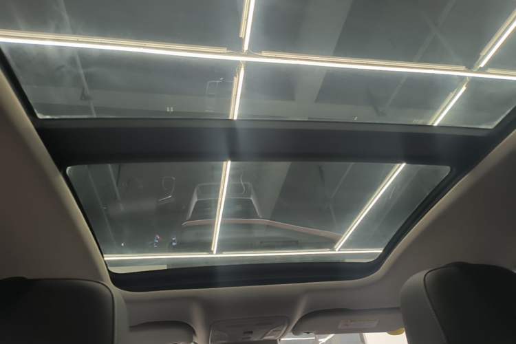 Used Hongqi H5 2018 30TD Smart Connective Dynamic 60th Anniversary Edition Headliner