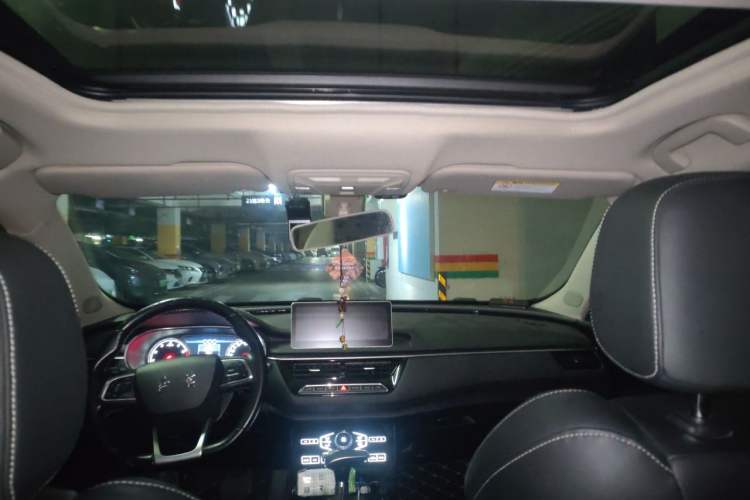 Used Hongqi H5 2018 30TD Dynamic Edition Headliner