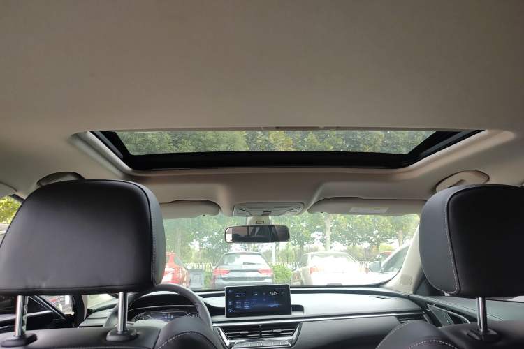 Used Hongqi H5 2018 30TD Dynamic Edition Headliner