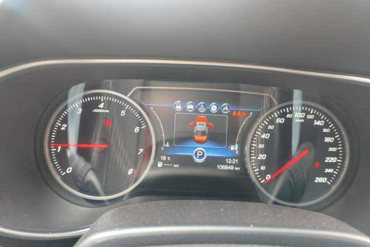 Used Hongqi H5 2018 30TD Smart Connect Dynamic Edition Instrument Cluster
