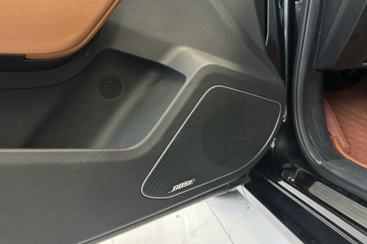 Used Hongqi H5 2018 30TD Smart Connect Dynamic Edition Interior 12
