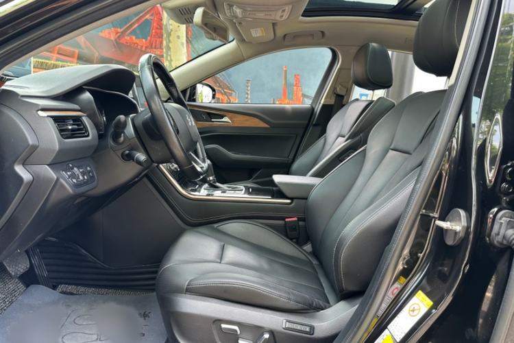 Used Hongqi H5 2018 30TD Smart Connective Dynamic 60th Anniversary Edition Interior 8
