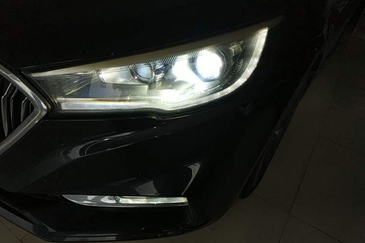 Used Hongqi H5 2018 30TD Smart Connect Dynamic Edition Left Front Headlight
