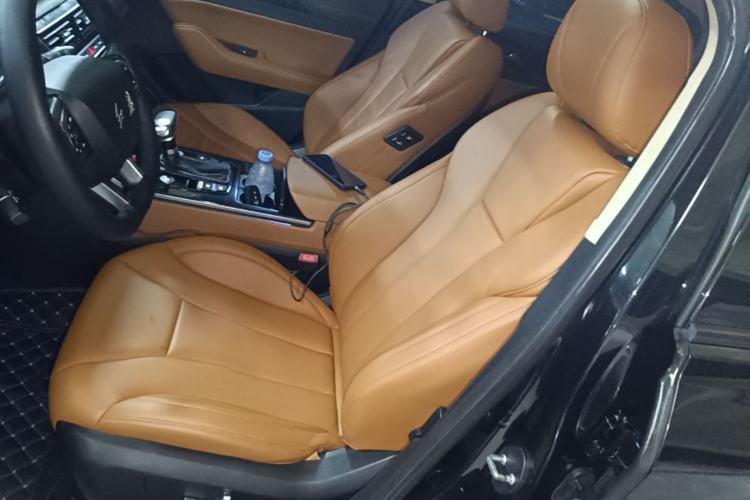 Used Hongqi H5 2018 30TD Smart Connect Dynamic Edition Left Front Seat