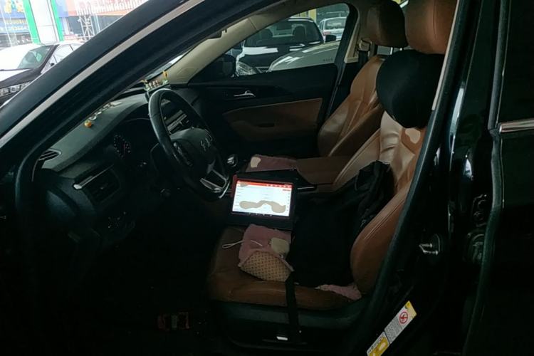 Used Hongqi H5 2018 30TD Smart Connect Dynamic Edition Left Front Seat