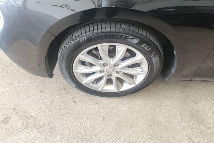 Used Hongqi H5 2018 30TD Dynamic Edition Left Front Wheel Hub
