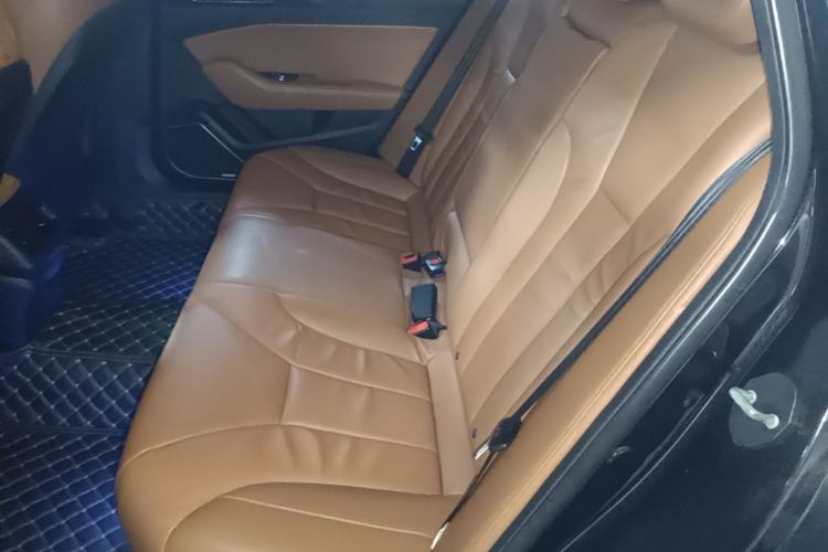 Used Hongqi H5 2018 30TD Smart Connect Dynamic Edition Left Rear Seat