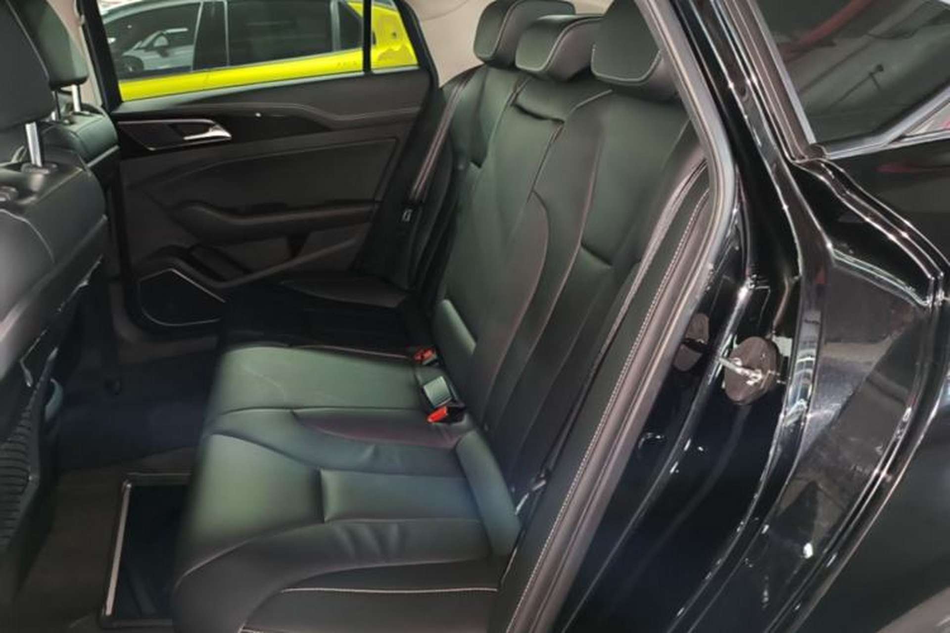 Used Hongqi H5 2018 30TD Dynamic Edition Left Rear Seat